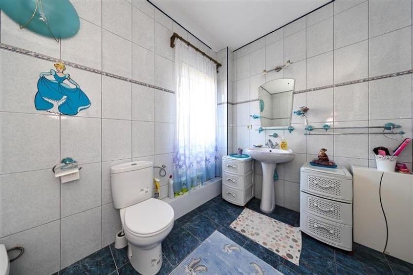 Vanzare Casa zona Tractorul, teren aferent 700 mp - 39