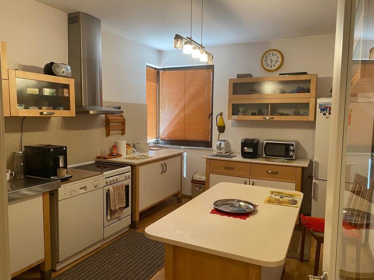 Casa tip duplex, Cartier Terra, 5 camere, P+E, sp 170 mp, teren 512 mp, garaj - 5