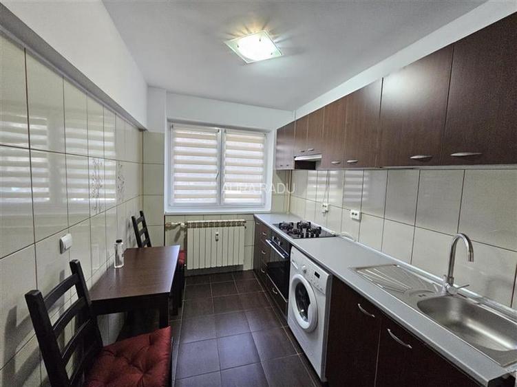 Titan - parc IOR- metrou 5 minute Titan - parc IOR- metrou 5 minute