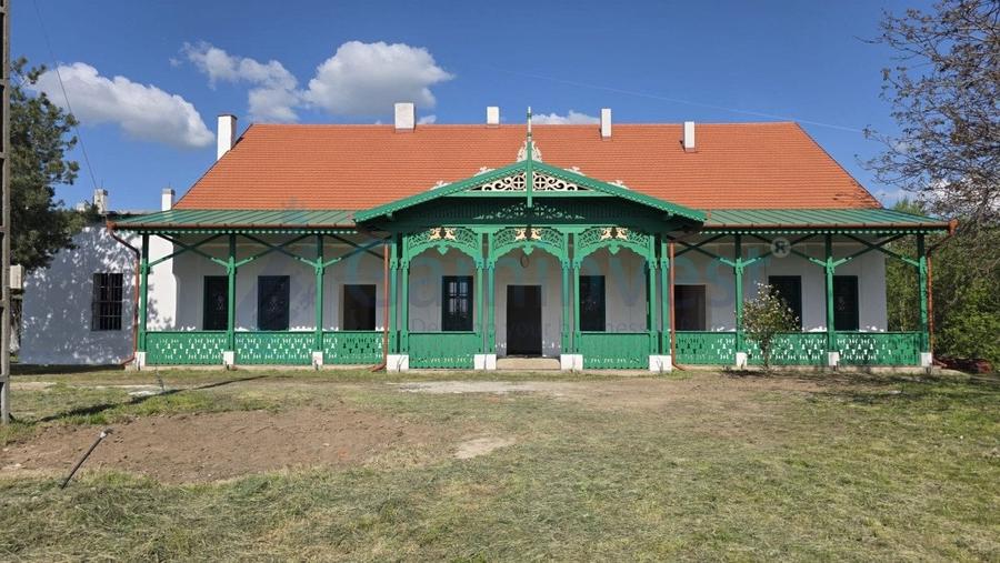 Gaminvest Conac istoric de poveste, restaurat recent – Poiana, Bihor,V4105 - 2