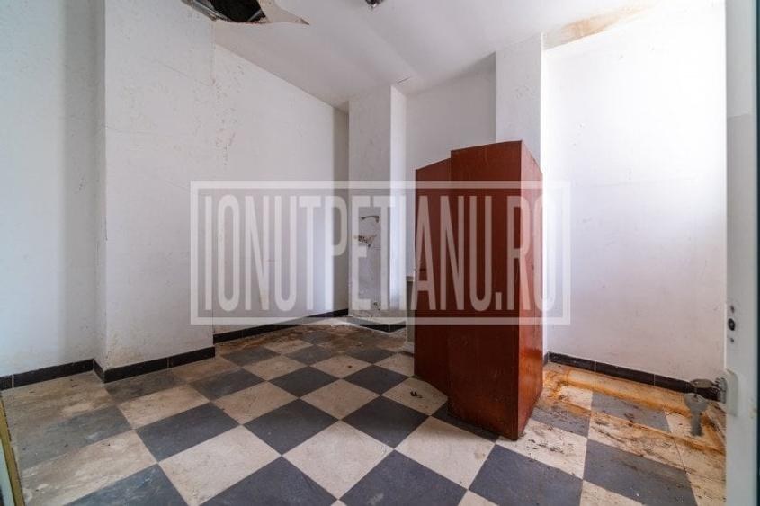 Spatiu comercial Bd Unirii Piata Alba Iulia Parter + 1etaj - 15