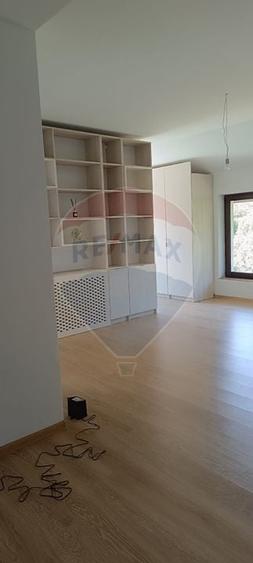 Casa / Vila Otoprni Ilfov  de vanzare - 19