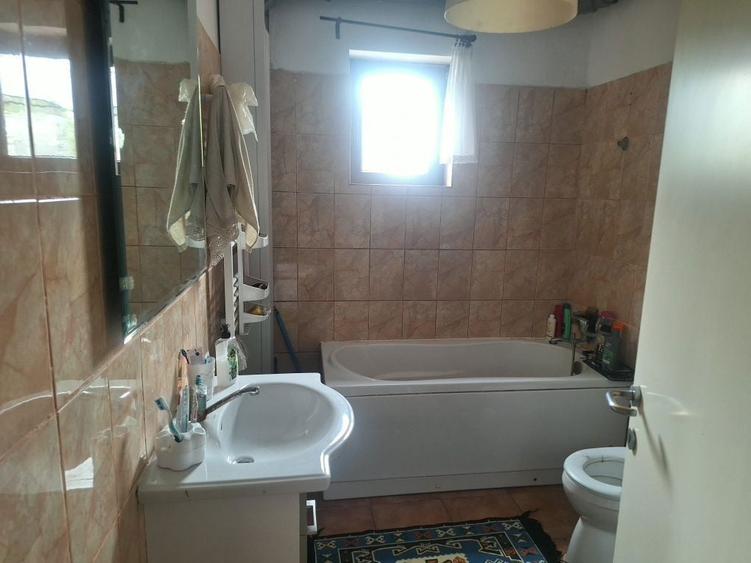 Inchiriez apartament 3 camere - 2