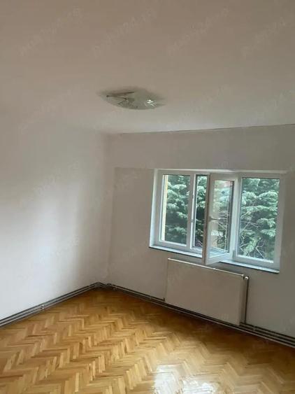 Inchirieriz apartament cu 3 camere - 9