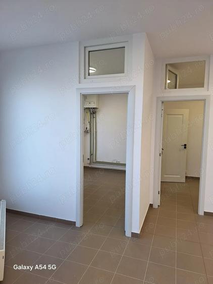 Inchiriez spatiu zona Penny - 7