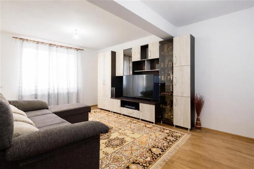 Apartament elegant, loc de parcare inclus, zona Coresi, Brasov - 1