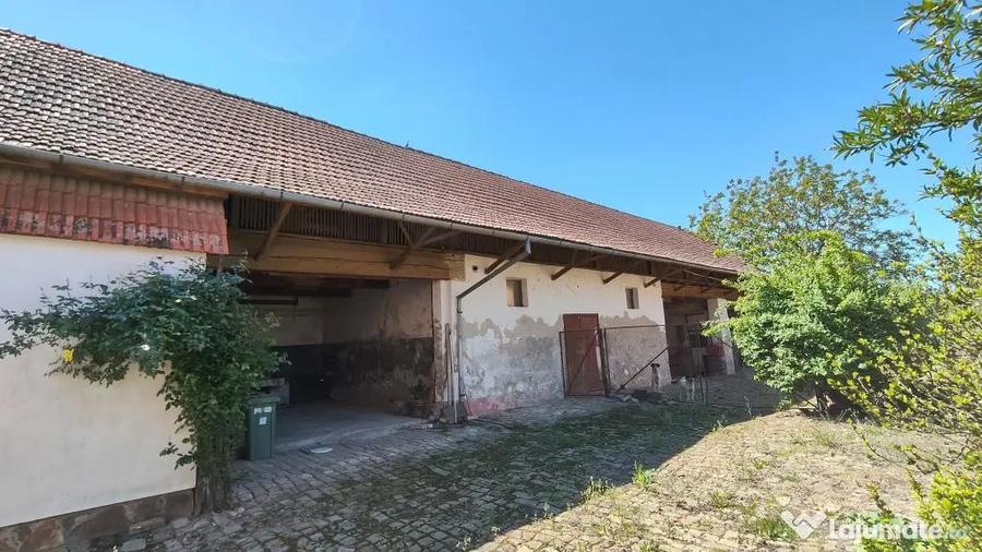 Vand CASA IN COMLO?U MIC - 7