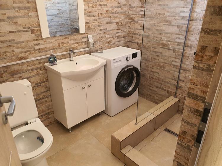 Vânzare Apartament 2 Camere Spațios, Mobilat și Utilat, Aproape de Plajă - 9