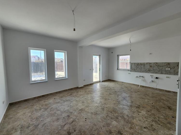 CASA INDIVIDUALA , 4 CAMERE,2 BAI, 530 MP TEREN, MIROSLAVA - 7