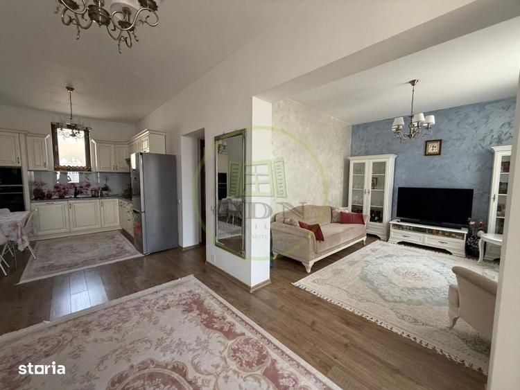Casă cu 4 camere în Central