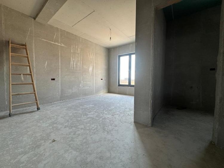 Duplex 5 camere, toate utilitatile, 119 mp utili , 270mp teren in Chisoda - 12