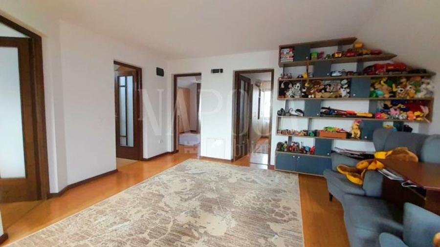 Casa 5 camere de vanzare in Floresti - 8