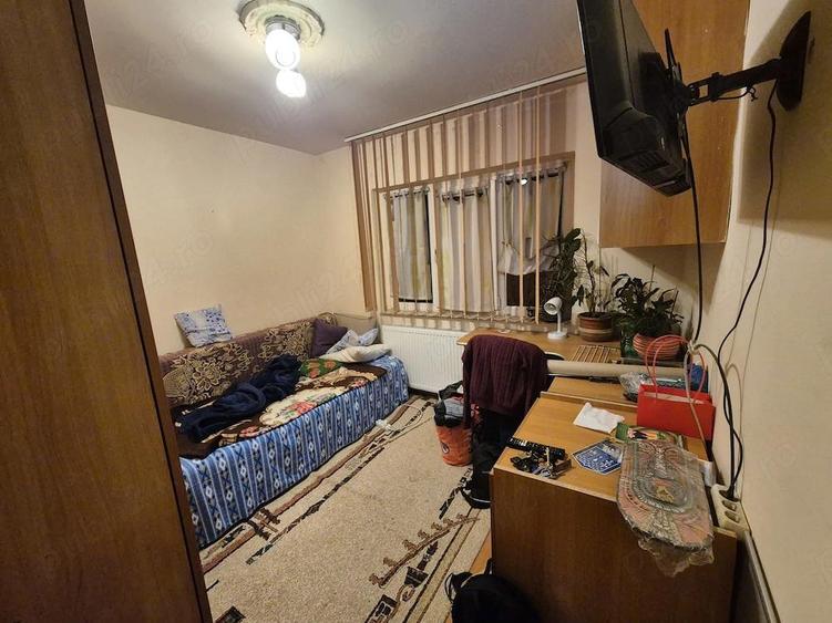 Vand apartament 2 camere - 4