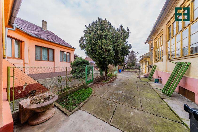 Casă cu 4 camere și 1044 mp Teren - Aradul Nou - Arad - 16