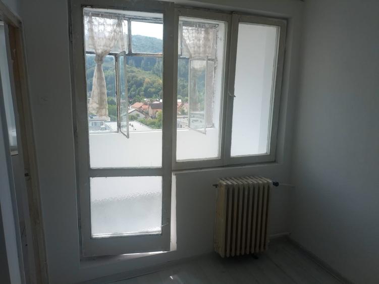 Garsoniera confort 1 cu priveliste spre munti - 6