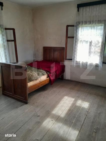 Casă cu 2 camere cu Teren 449 Mp în Central