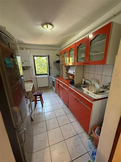 APARTAMENT 3 CAMERE, ETAJ 2, 1 DECEMBRIE - 14