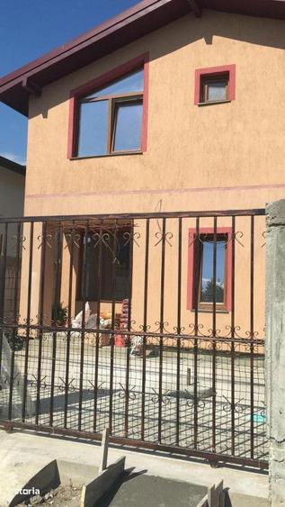 Casa De Vanzare Cumpana 166 Mp Utili| 217 Mp Teren | 4 Camere| - 12