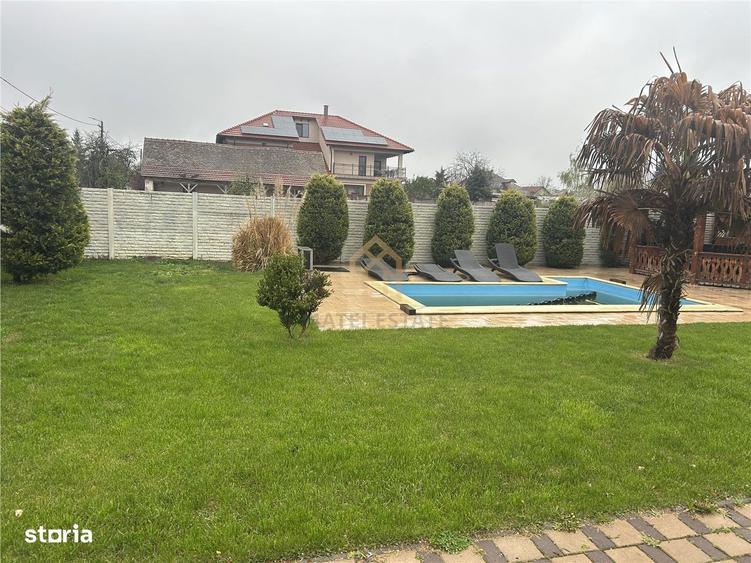 Inchiriez casa P+M in centru Mosnita Noua - 2