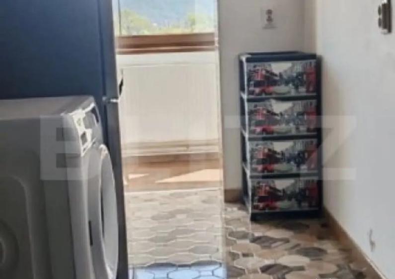 De vanzare apartament 2 camere - cartier Stupini - 3