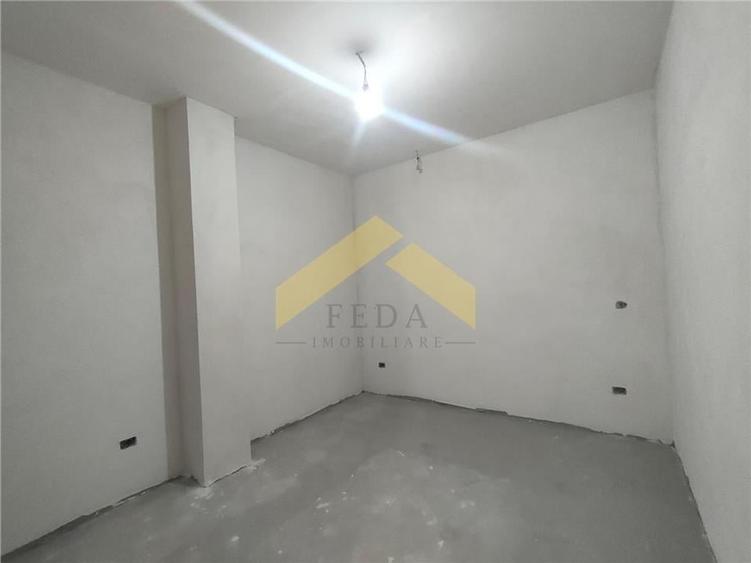 Casa cu 3 camere de vanzare in centrul Aradului - 6