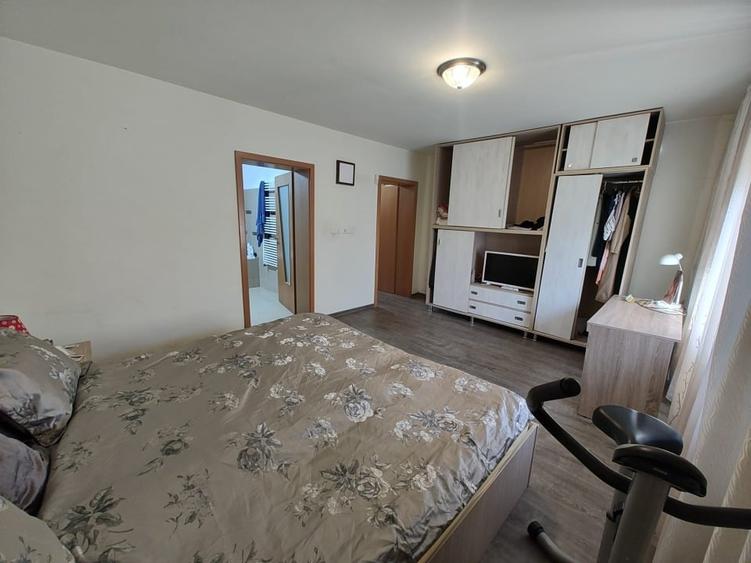 Oază de liniște cu "parc" privat în vatra satului - 1