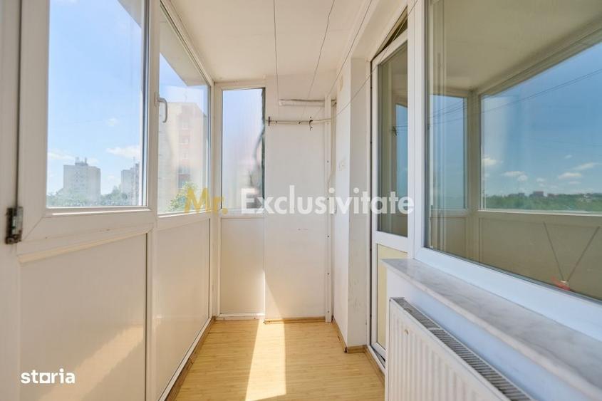 Apartament cu 4 camere decomandat în Craiovei