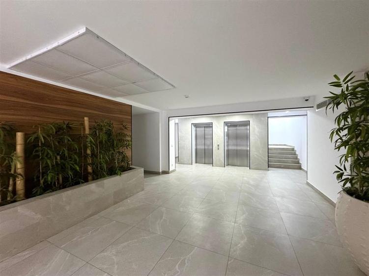 vanzare garsoniera | metrou Republica | complex rezidential nou | luxuriant | et - 9