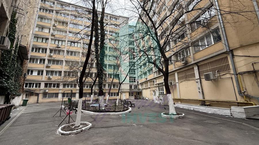 4 camere ultracentral | Universitate – Romană | Ideal locuire sau investiție - 7