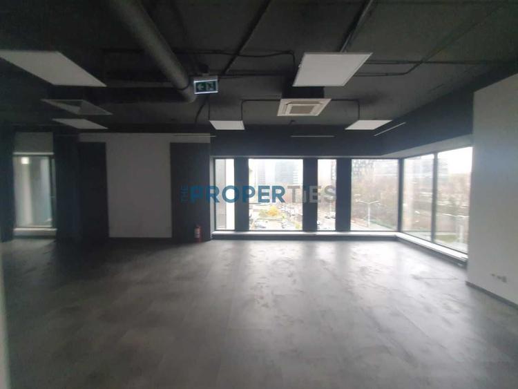 Comision 0! Spatii birouri langa metrou Aurel Vlaicu 200 si 265mp - 8