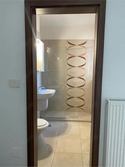 Apartament cu 3 camere, 2 b i-Aradului Iris - 12