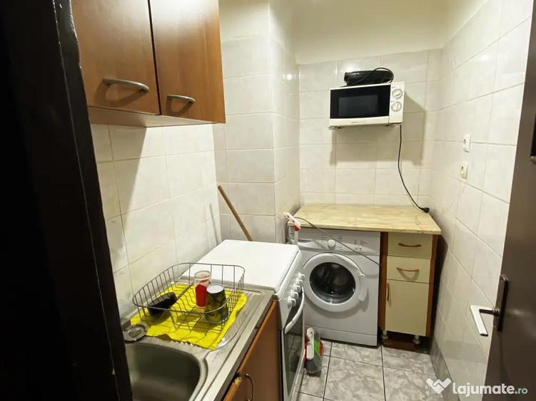 Garsoniera de inchiriat, proprietar - 2