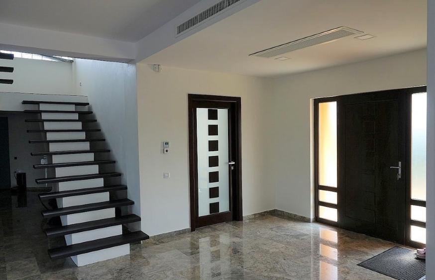 Casă deosebită pe malul lacului, cu piscină interioară  – Palazu Mare, Constanța - 2