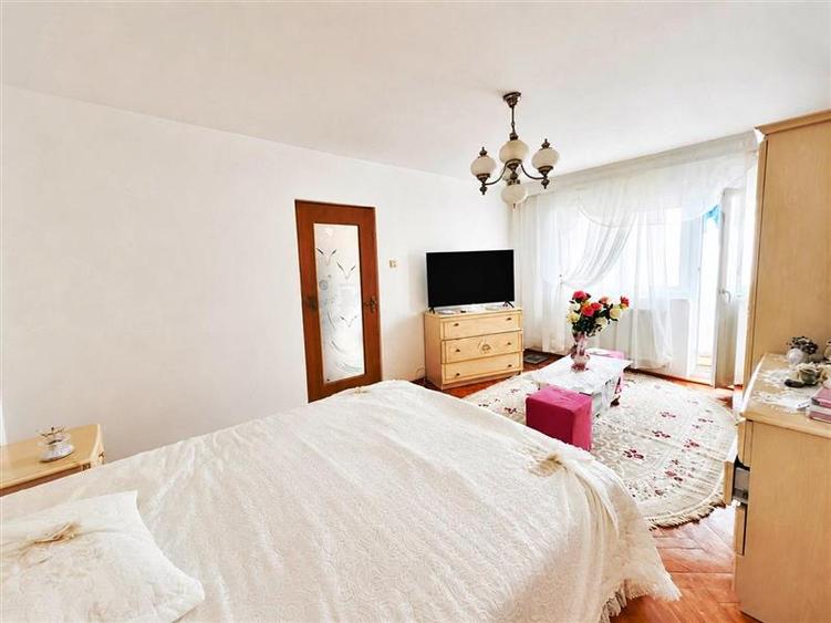 Apartament 2 camere decomandat, 2 balcoane, mobilat Astra- Berzei - 2