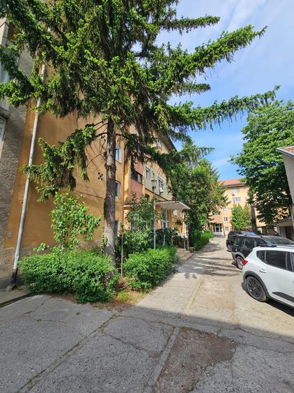 Apartament 2 camere cu garaj, Arad - 1