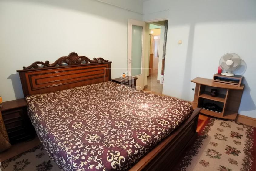 Zona Nord - 22 Decembrie - apartament 3 camere decomandate - 72.000 EURO - 3