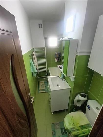 Apartament de vanzare 3 camere decomandat Mioritei/Bradului - 15