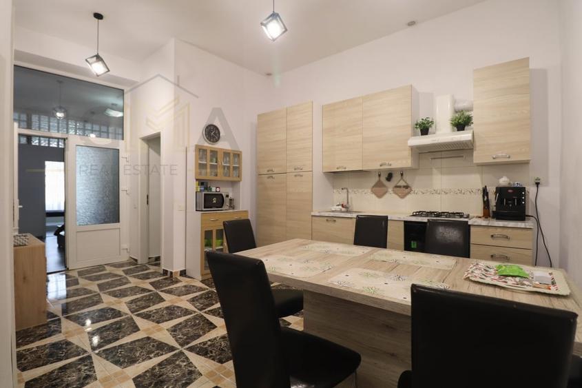 Apartament ultracentral, Piata Unirii, comision 0%, cladire monument istoric. - 1