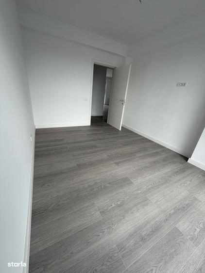 Apartament cu 3 camere decomandat în Fundeni