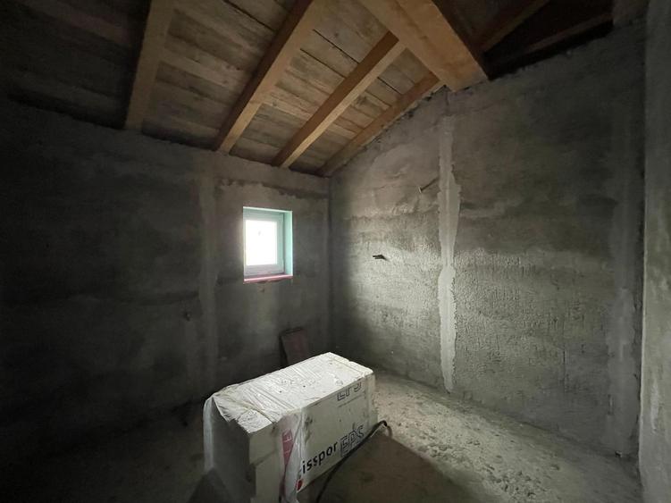 Duplex 3 dormitoare - zona Valery - Mosnita Noua - 10