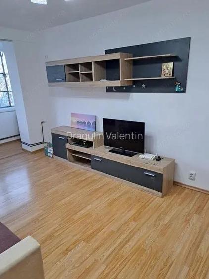 Apartament 3 camere Colentina Apartament 3 camere Colentina