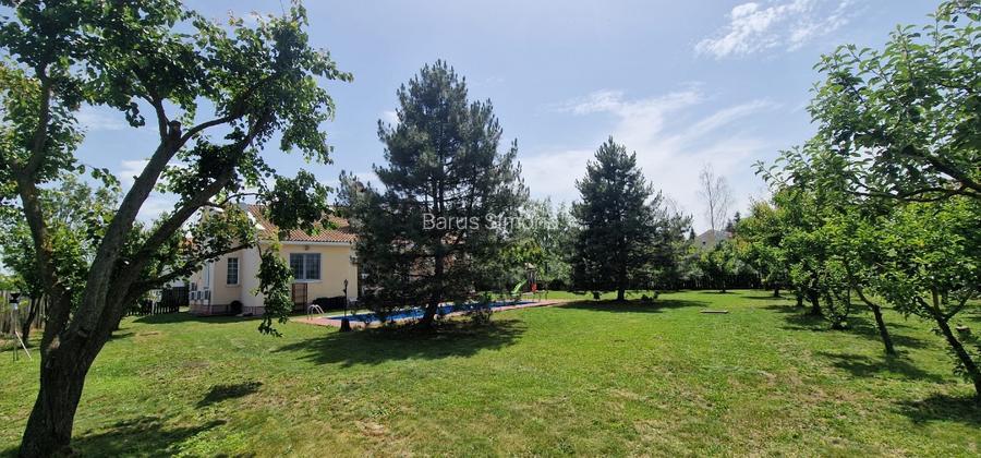 Proprietar închiriez vila lux cu deschidere la Lacul Balotesti Proprietar închiriez vila lux cu deschidere la Lacul Balotesti
