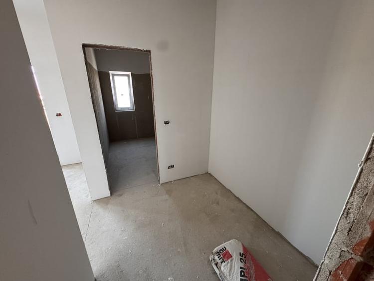 DIRECT DEZVOLTATOR, TOATE UTILITATILE, PREMIUM, IZOLAT FONIC - 9