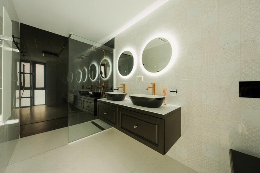 VILE NOI - CORBEANCA - ANSAMBLU CU CIRCUIT INCHIS - 7