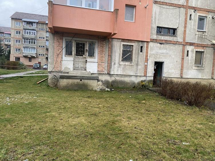 Apartament 3 camere -Spatiu comercial - 5