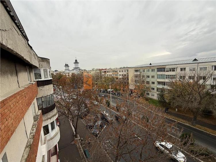 Apartament 3 camere cf 1  decomandat zona Obor - 9