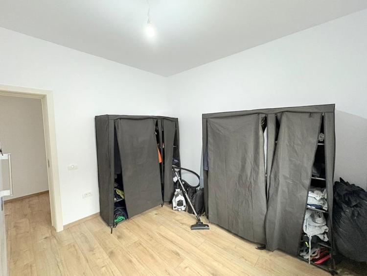 Casa la sol 4 camere , Valu lui Traian - 12