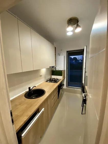 Garsonieră Exigent Plaza – etaj 1, vedere Parcul Liniei, 10 min Metrou - 1