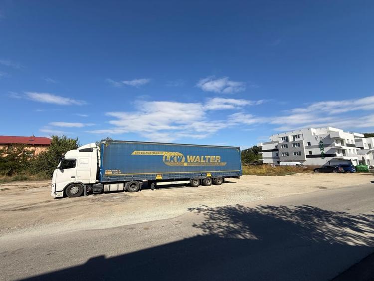 Intravilan 3120mp CU P+2+Mr | AC Spatii Comerciale | Str. Alunis x Codrului - 11