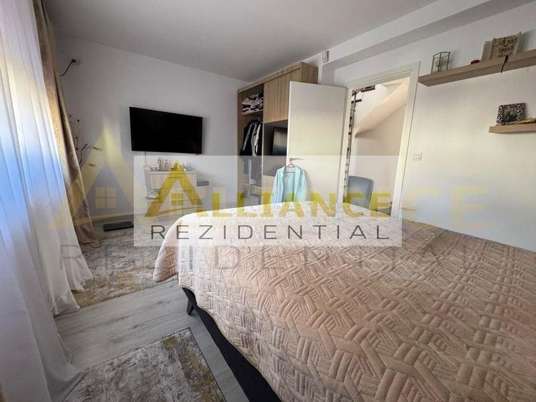 Duplex cu 4 camere decomandat cu Canalizare în Periferie